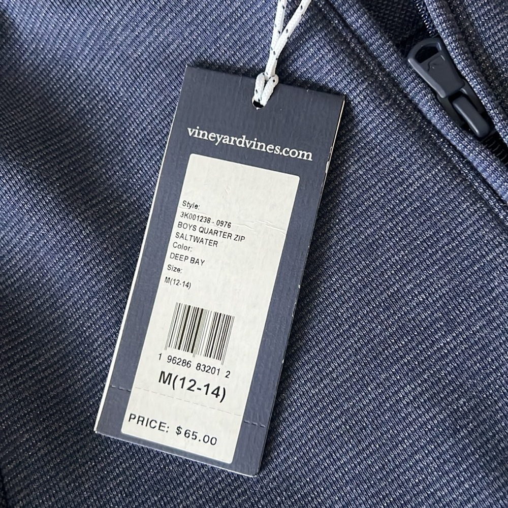 Vineyard vines - Picture 2 of 4